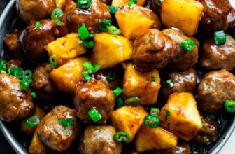 Slow Cooker Hawaiian Meatballs