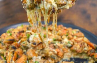 Cheesy Garlic Butter Mussels – Panlasang Pinoy
