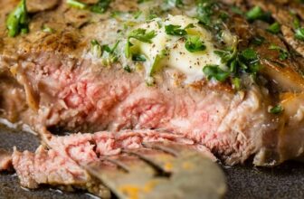 Easy Garlic Butter Steak (The BEST Way to Cook Steak!)