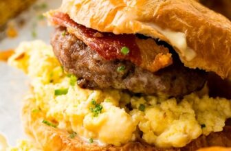 Bacon, Egg & Cheese Breakfast Croissant Sandwiches