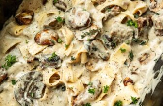Easy Crockpot Beef Stroganoff – Slow Cooked in Creamy Sauce