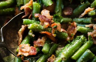 Green Beans with Bacon – Easy & Flavorful Stovetop Recipe